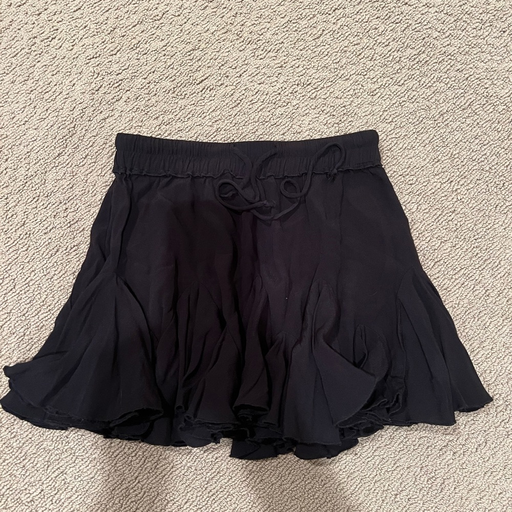Black skirt, size M